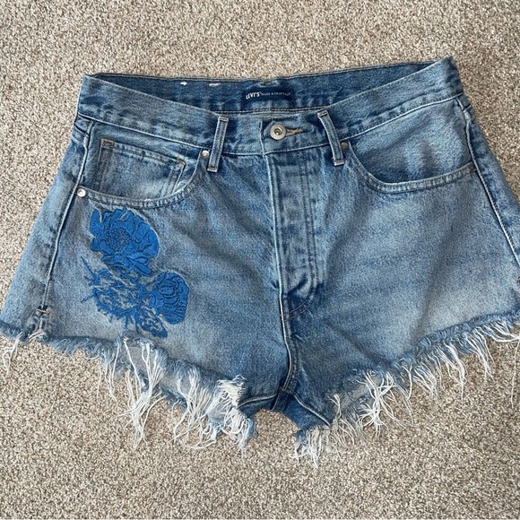 Levi’s Made & Crafted Denim Cheeky High Shorts 30 Button Fly Embroidered - Picture 4 of 10